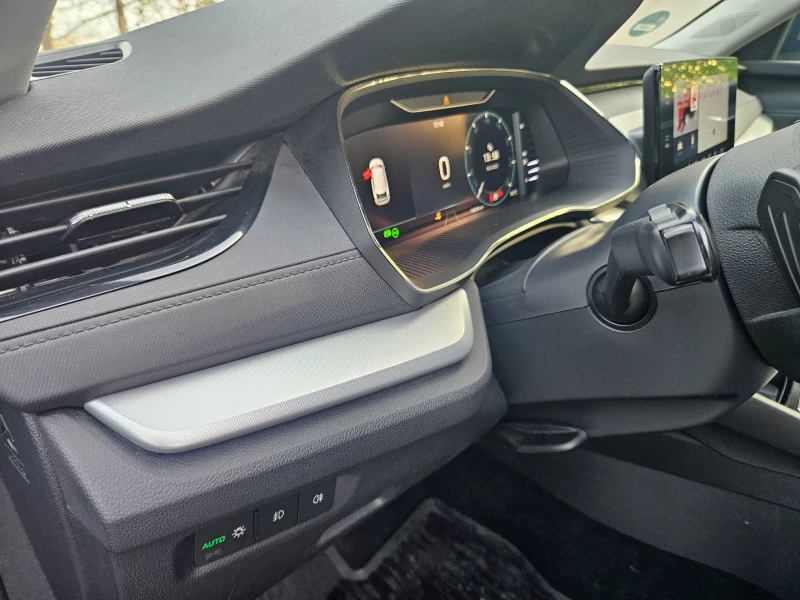 Skoda Octavia 1.5cng dsg led, снимка 10 - Автомобили и джипове - 52838474