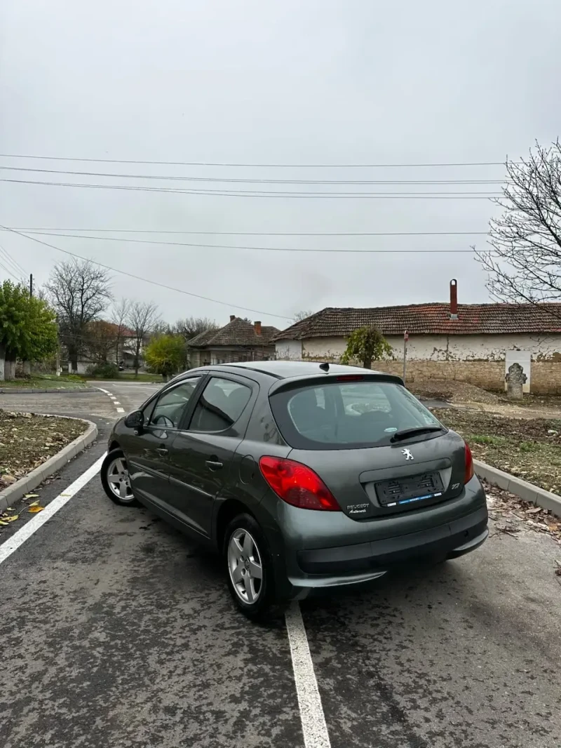 Peugeot 207 1.4 HDI, снимка 2 - Автомобили и джипове - 53034995
