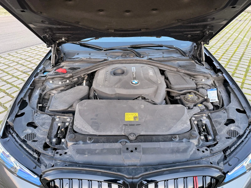 BMW 320 i, снимка 13 - Автомобили и джипове - 53141683