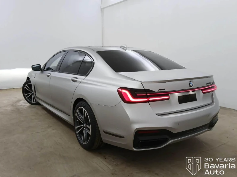 BMW 750 Li xDrive M Sport Paket, снимка 2 - Автомобили и джипове - 53299906