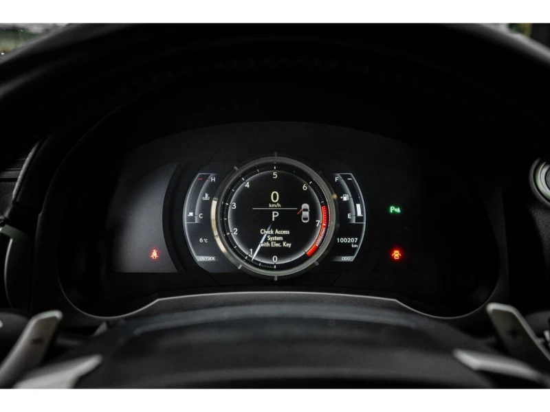 Lexus RC 350 * АВТО КРЕДИТ* ЦЕНА ДО БГ * СЕРВИЗНА ИСТОРИЯ * , снимка 11 - Автомобили и джипове - 53496850