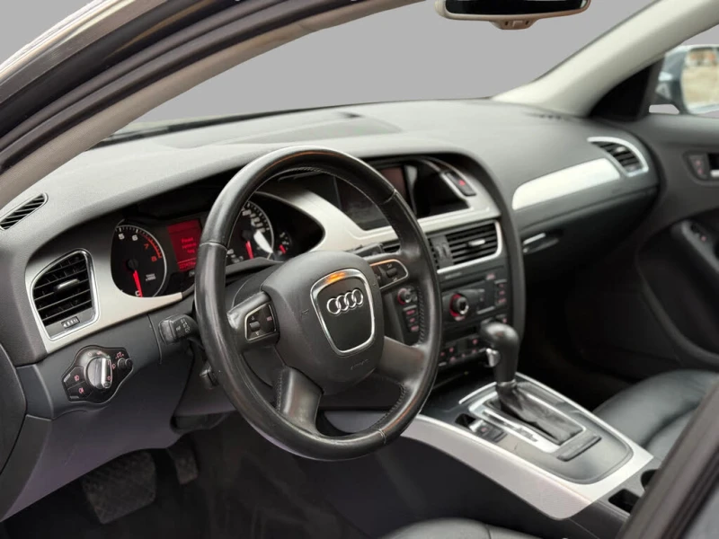 Audi A4 2.0T* quattro* АвтоКредит(ЦЕНА ДО БГ), снимка 8 - Автомобили и джипове - 53516331