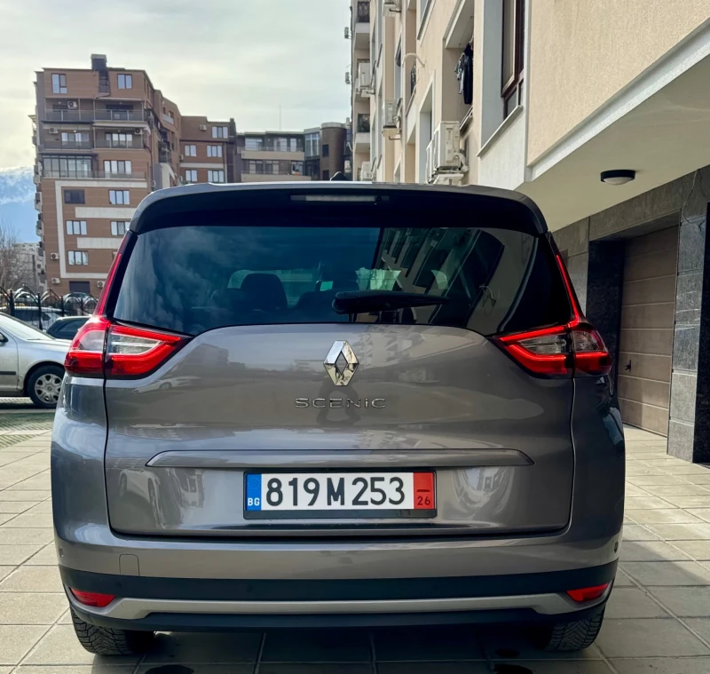 Renault Grand scenic 1.7 Blue dCi 120 кс., снимка 5 - Автомобили и джипове - 53561284