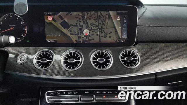Mercedes-Benz E 400 4MATIC* 360CAM* DISTRONIC* HEAD-UP* AMG-PACK* , снимка 10 - Автомобили и джипове - 54683284