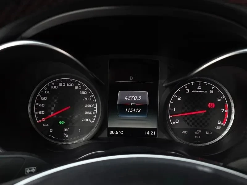 Mercedes-Benz C 43 AMG | АВТОФИНАНСИРАНЕ | ФИКСИРАНА ЦЕНА ДО БЪЛГАРИЯ, снимка 8 - Автомобили и джипове - 55153030