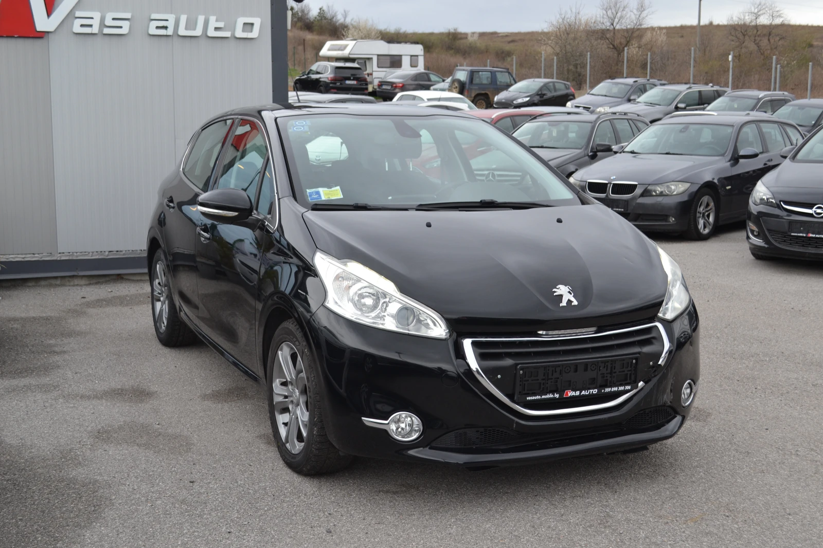 Peugeot 208 1.2I-AVTOMAT | Mobile.bg — изображение 1