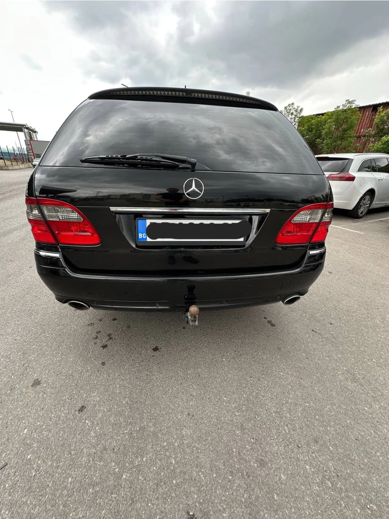 Mercedes-Benz E 320  - изображение 4