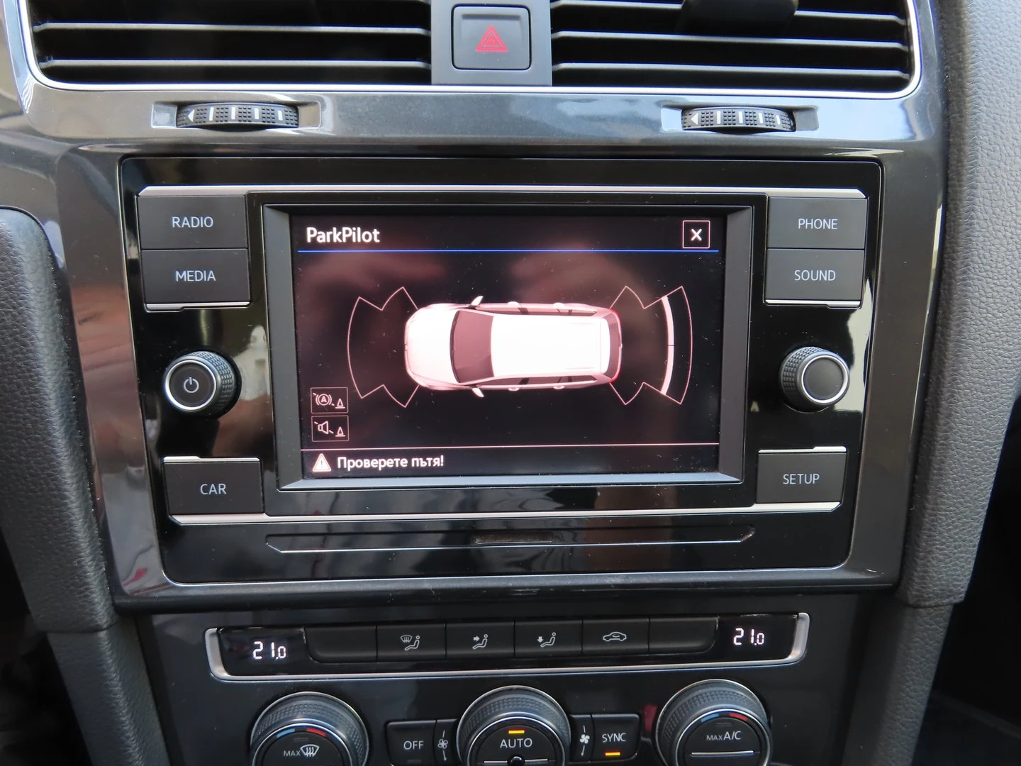 VW Golf Variant Comfortline 1.6TDI BMT - изображение 8