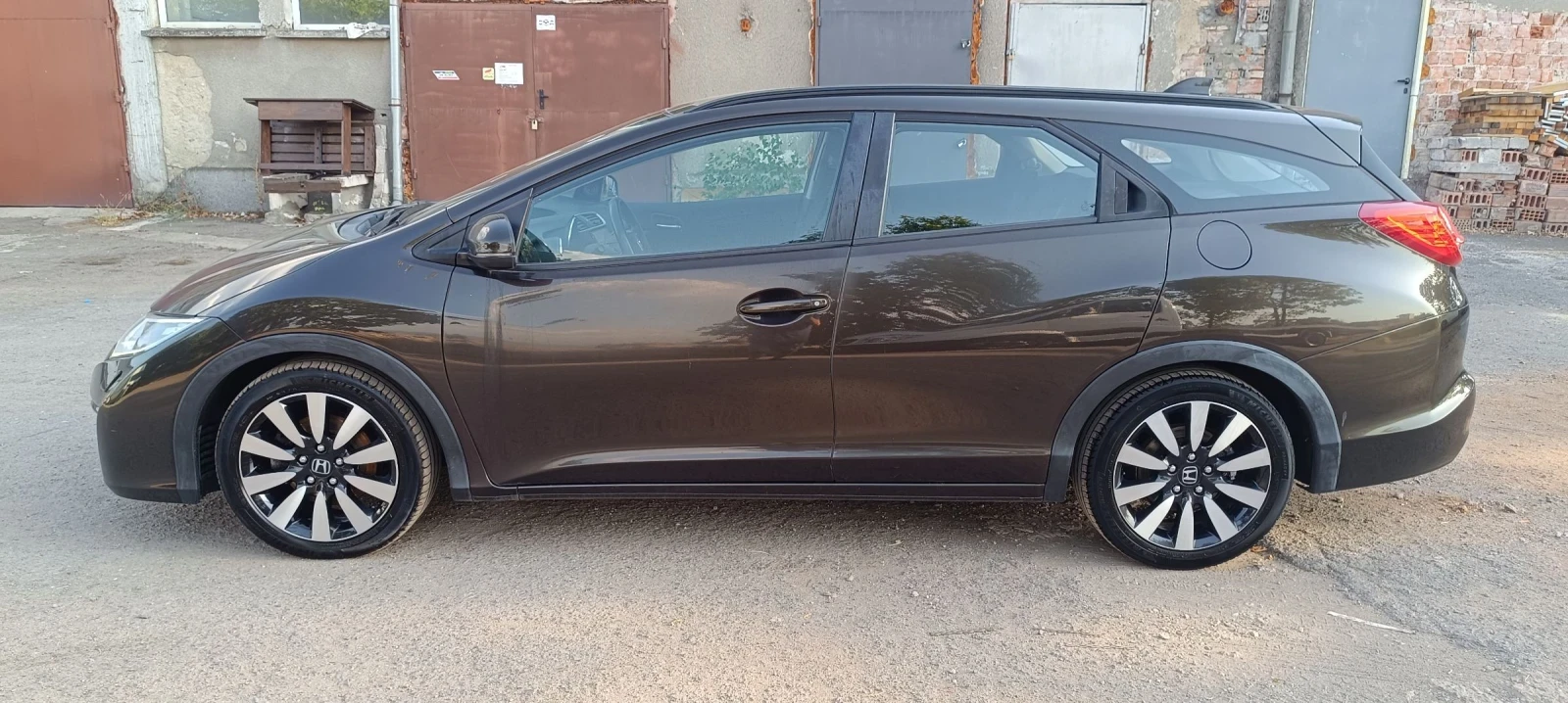 Honda Civic 1.6 i-DTEC FACE - изображение 4
