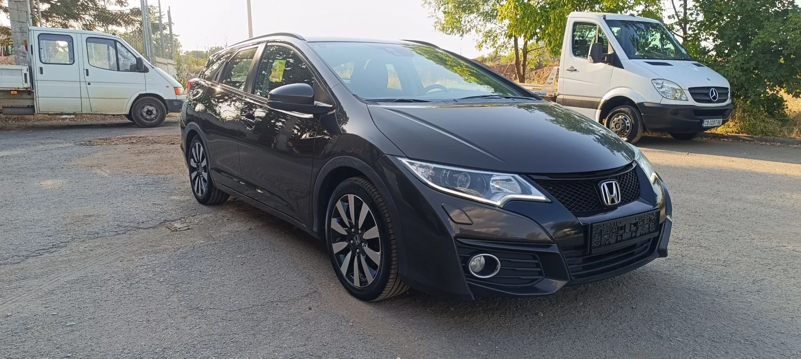 Honda Civic 1.6 i-DTEC FACE - изображение 9