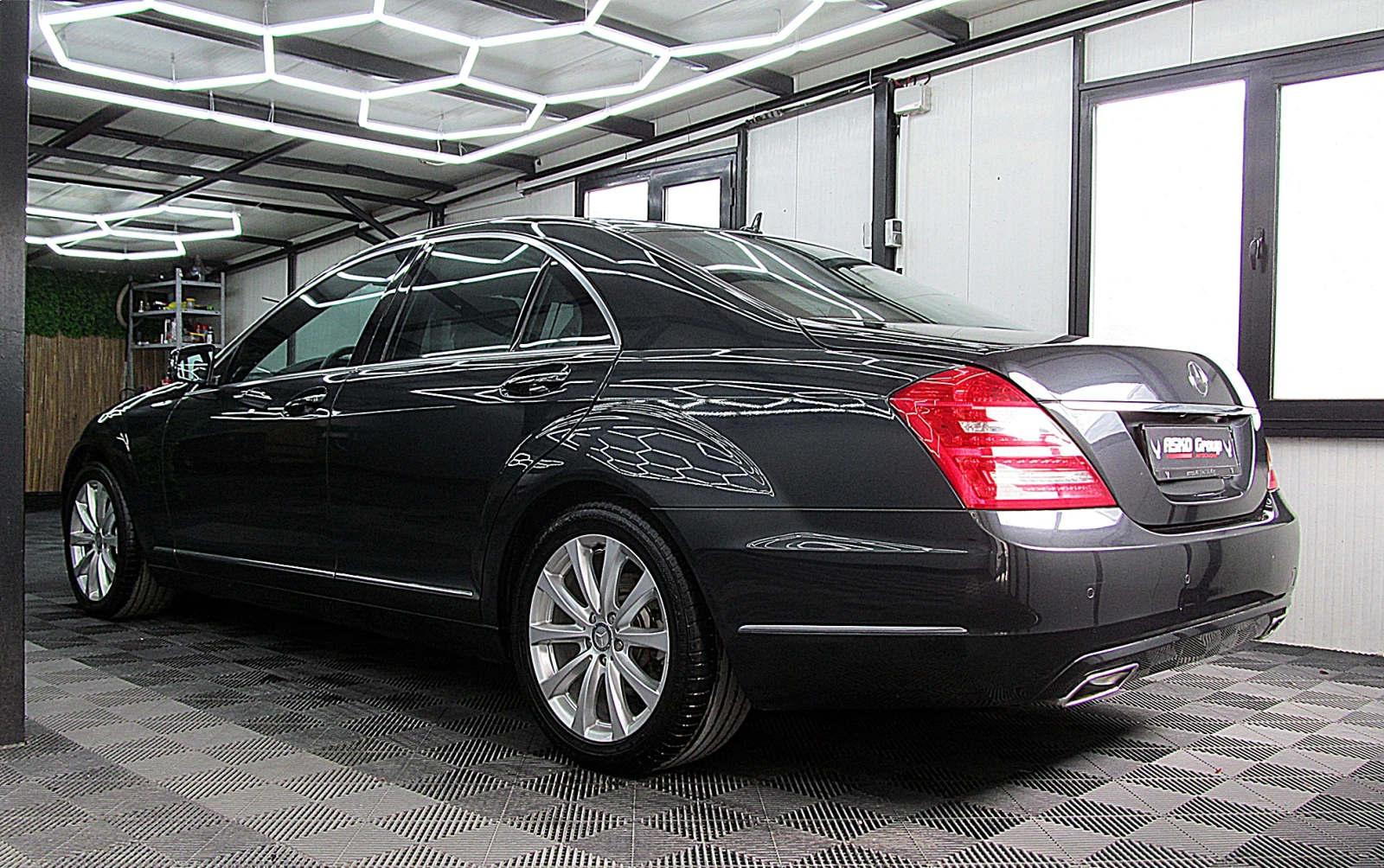 Mercedes-Benz S 350 4-MATIC/FACE/TOP-СЪСТОЯНИЕ ГЕРМАНИЯ СОБСТВЕН ЛИЗИН - изображение 4