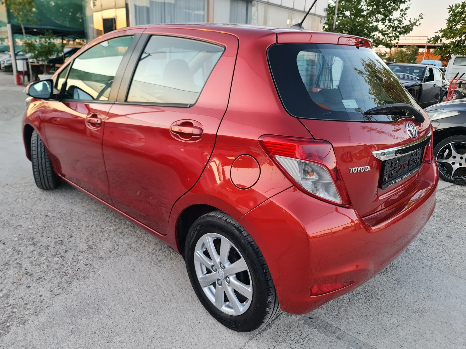 Toyota Yaris 1.4 D4D Navi Камера Климатроник - изображение 4
