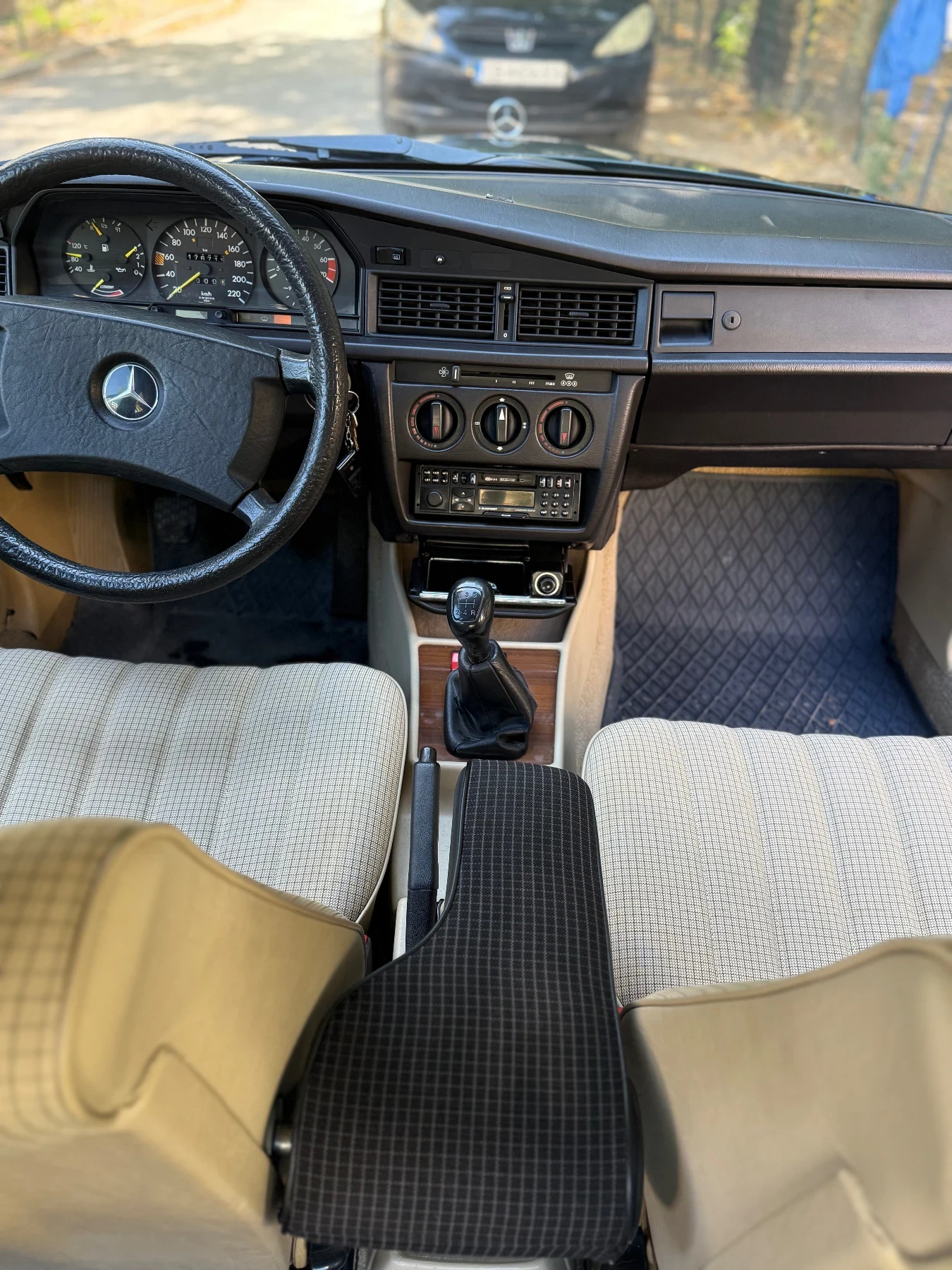 Mercedes-Benz 190 | Mobile.bg   11