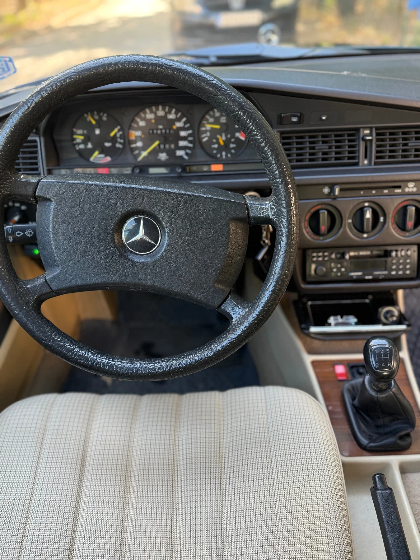 Mercedes-Benz 190 | Mobile.bg   12