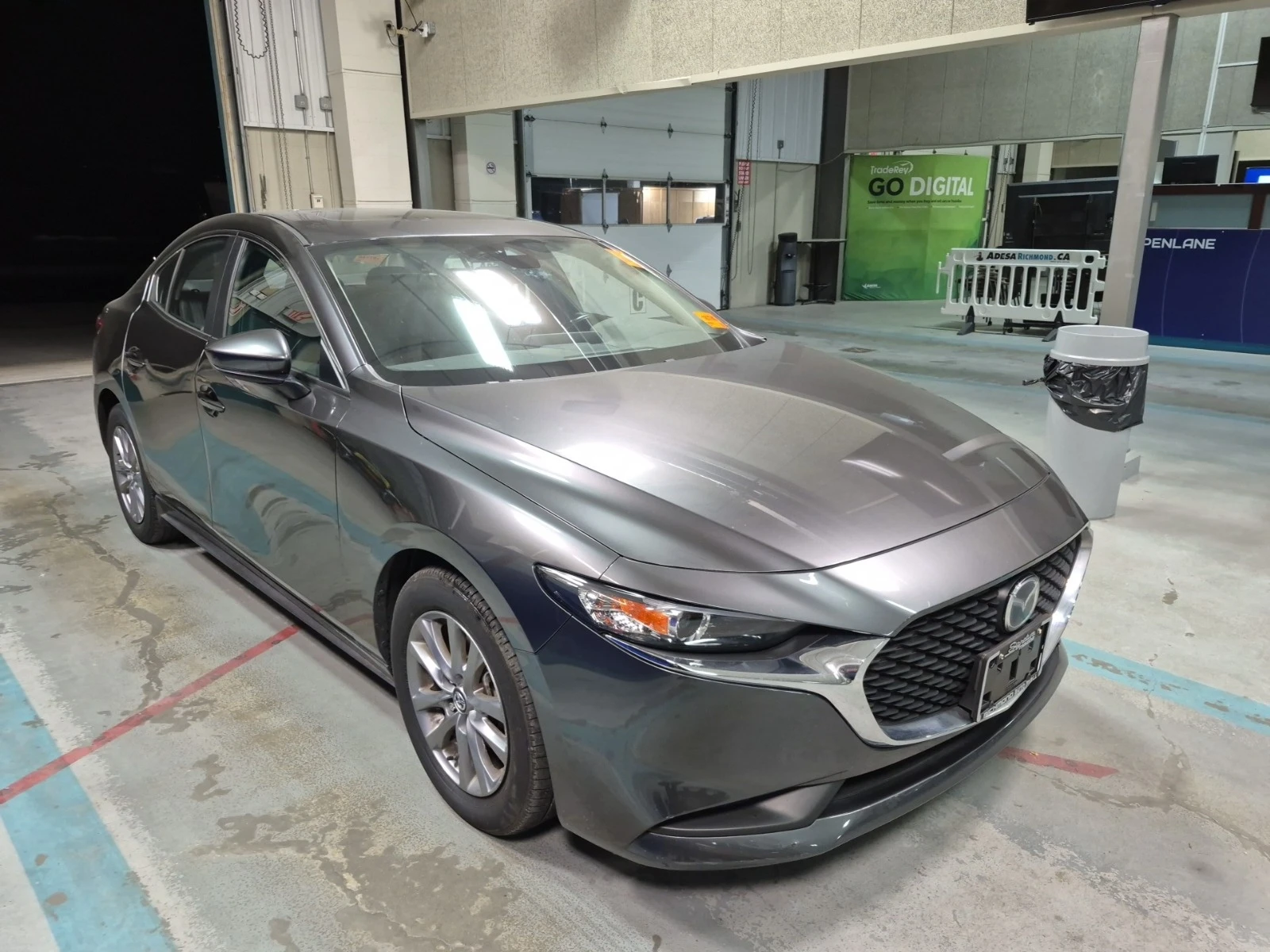 Mazda 3 GS * * CARFAX * * АВТО КРЕДИТ * *  - изображение 2