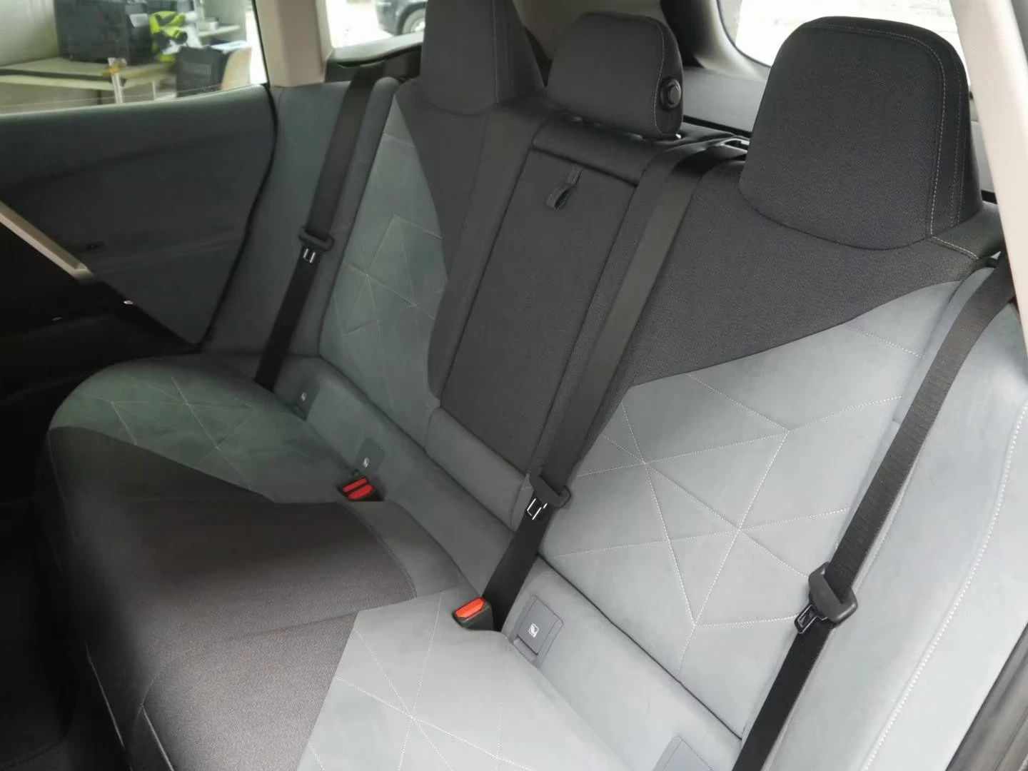 BMW iX xDrive50/523HP/M-SPORT/AHK/HUD/NAVI/LED/KLESS/475g | Mobile.bg   10