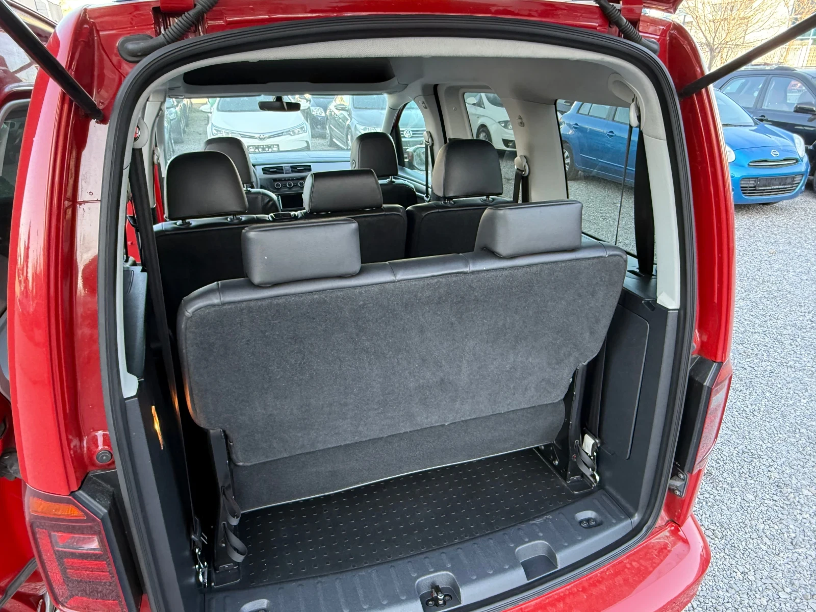 VW Caddy 2.0TDI 150HP 6+ 1 FULL LED TECHNOLOGY  | Mobile.bg   14