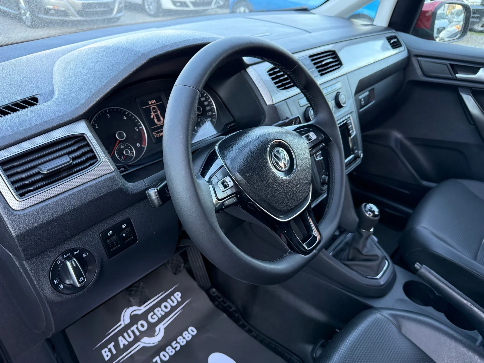 VW Caddy 2.0TDI 150HP 6+ 1 FULL LED TECHNOLOGY  | Mobile.bg   12