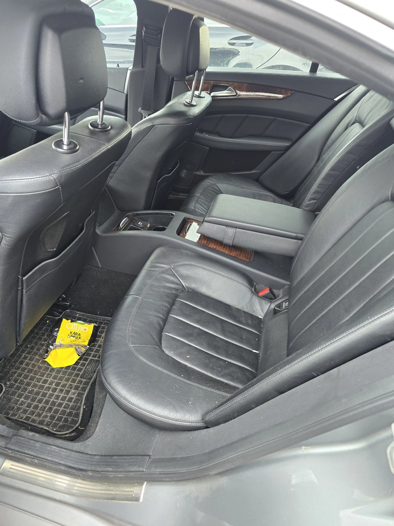 Mercedes-Benz CLS 350 4 - Matic  - изображение 10