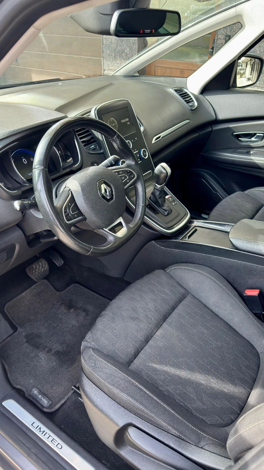 Renault Grand scenic Limited, снимка 8 - Автомобили и джипове - 53760621