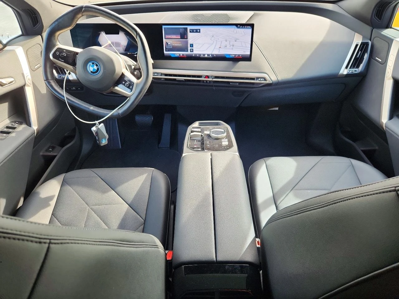 BMW iX xDrive50, снимка 8 - Автомобили и джипове - 54078458