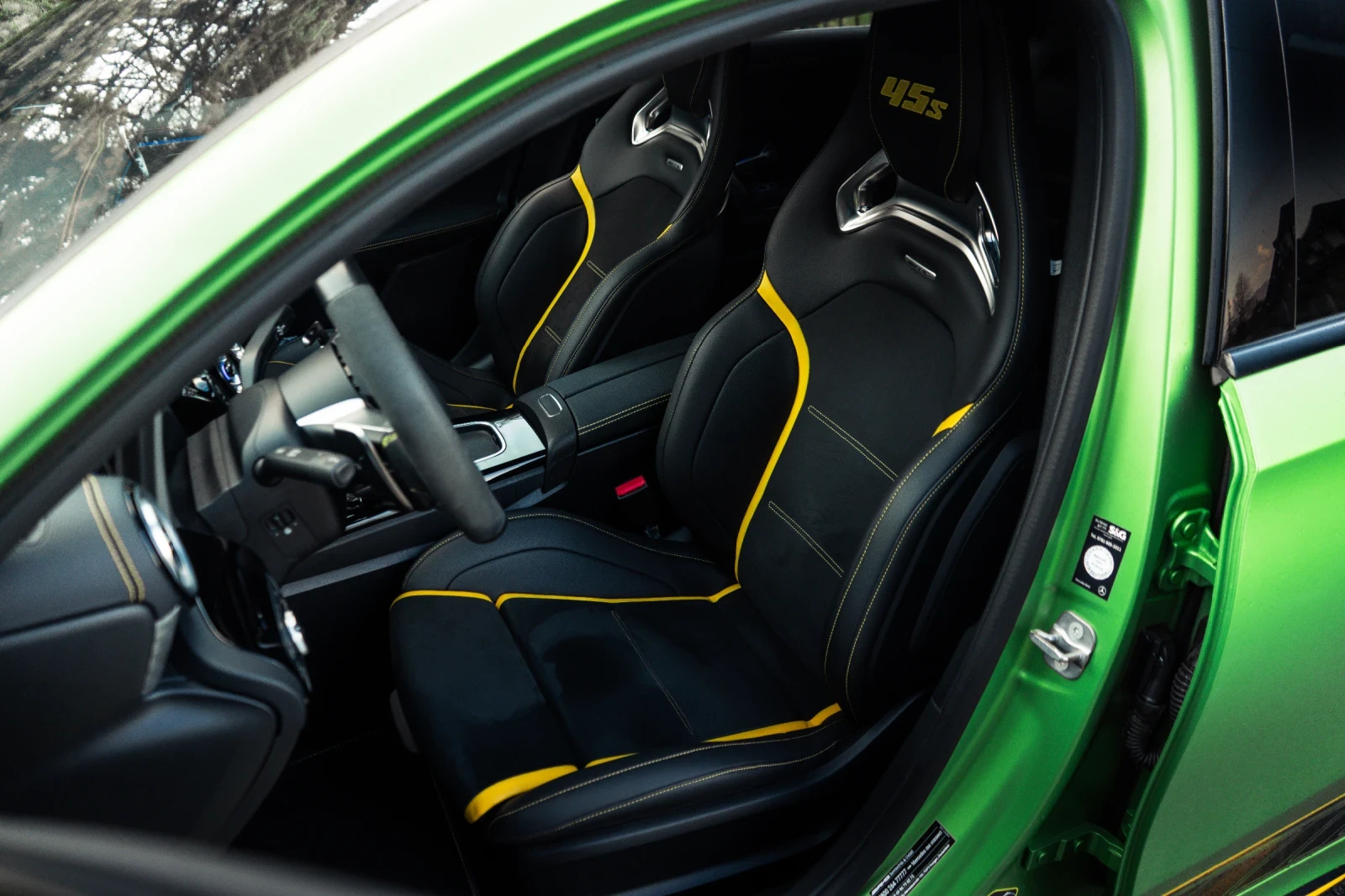 Mercedes-Benz A45 AMG LIMITED EDITION, снимка 9 - Автомобили и джипове - 54248813