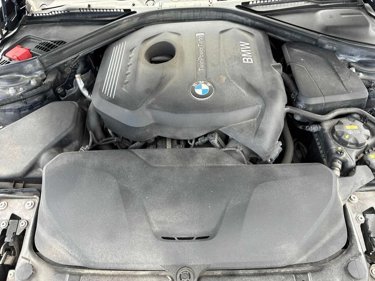 BMW 330 * 4MATIC * АВТОКРЕДИТ * ОТ ПРЕДСТАВИТЕЛСТВО, снимка 15 - Автомобили и джипове - 54635255