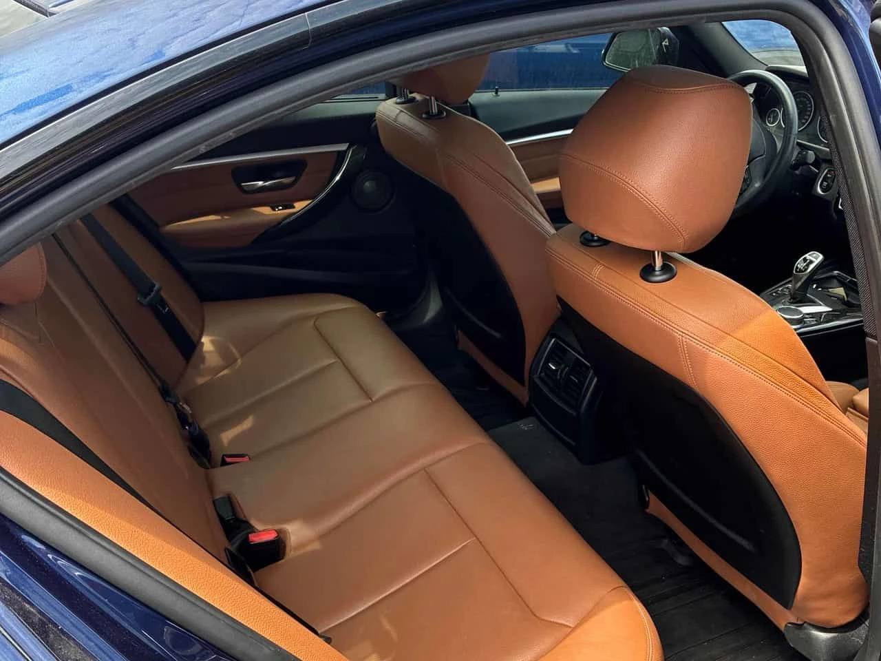 BMW 330 * 4MATIC * АВТОКРЕДИТ * ОТ ПРЕДСТАВИТЕЛСТВО, снимка 12 - Автомобили и джипове - 54635255
