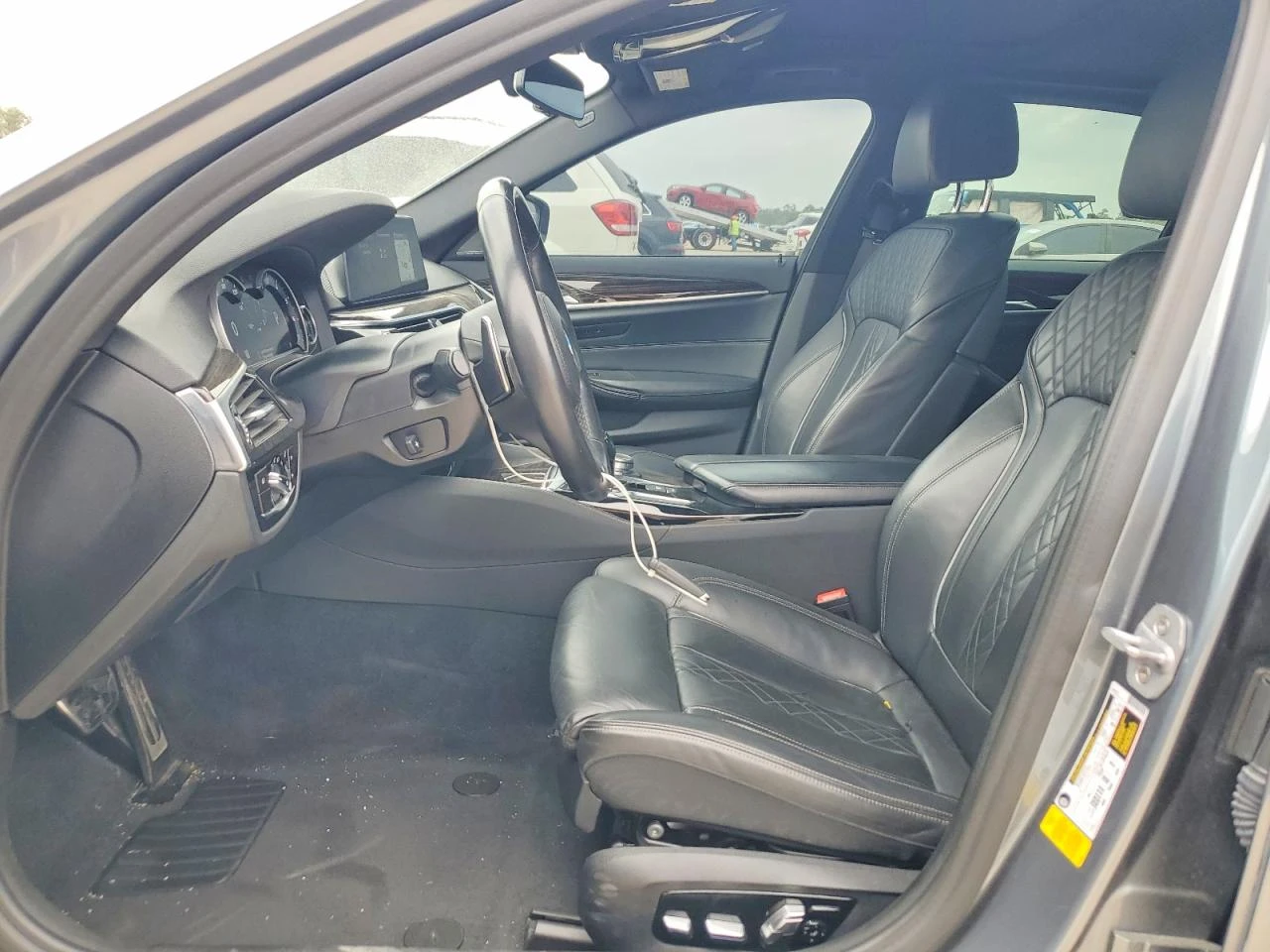 BMW 540 M PACK| DISTRONIC| HARMAN/KARDON| GESTURE| , снимка 7 - Автомобили и джипове - 54867651
