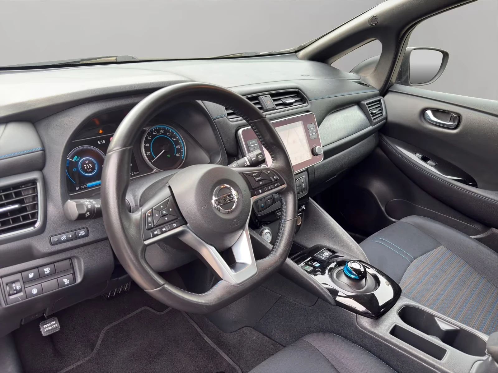 Nissan Leaf  ACENTA/150HP/СЕРТИФ. БАТЕРИЯ/CAM/NAVI/258h, снимка 9 - Автомобили и джипове - 54943290