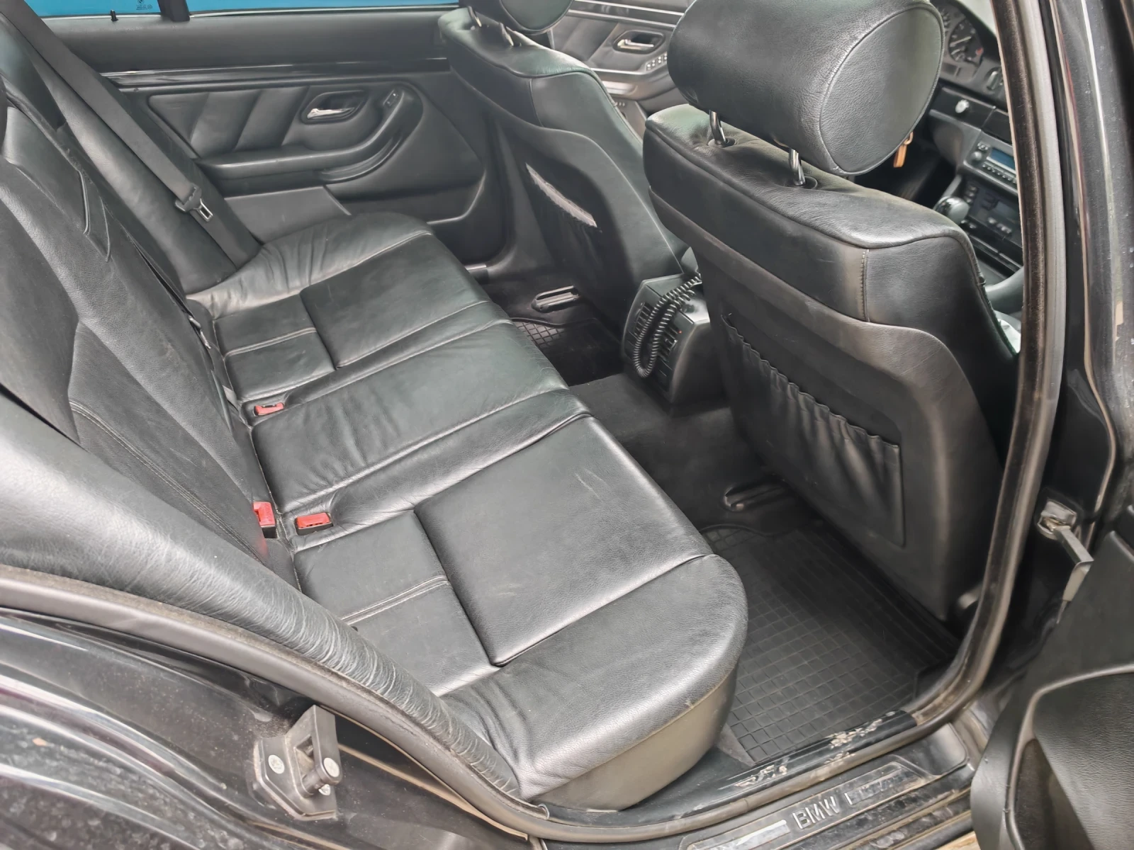 BMW 528, снимка 4 - Автомобили и джипове - 54977839