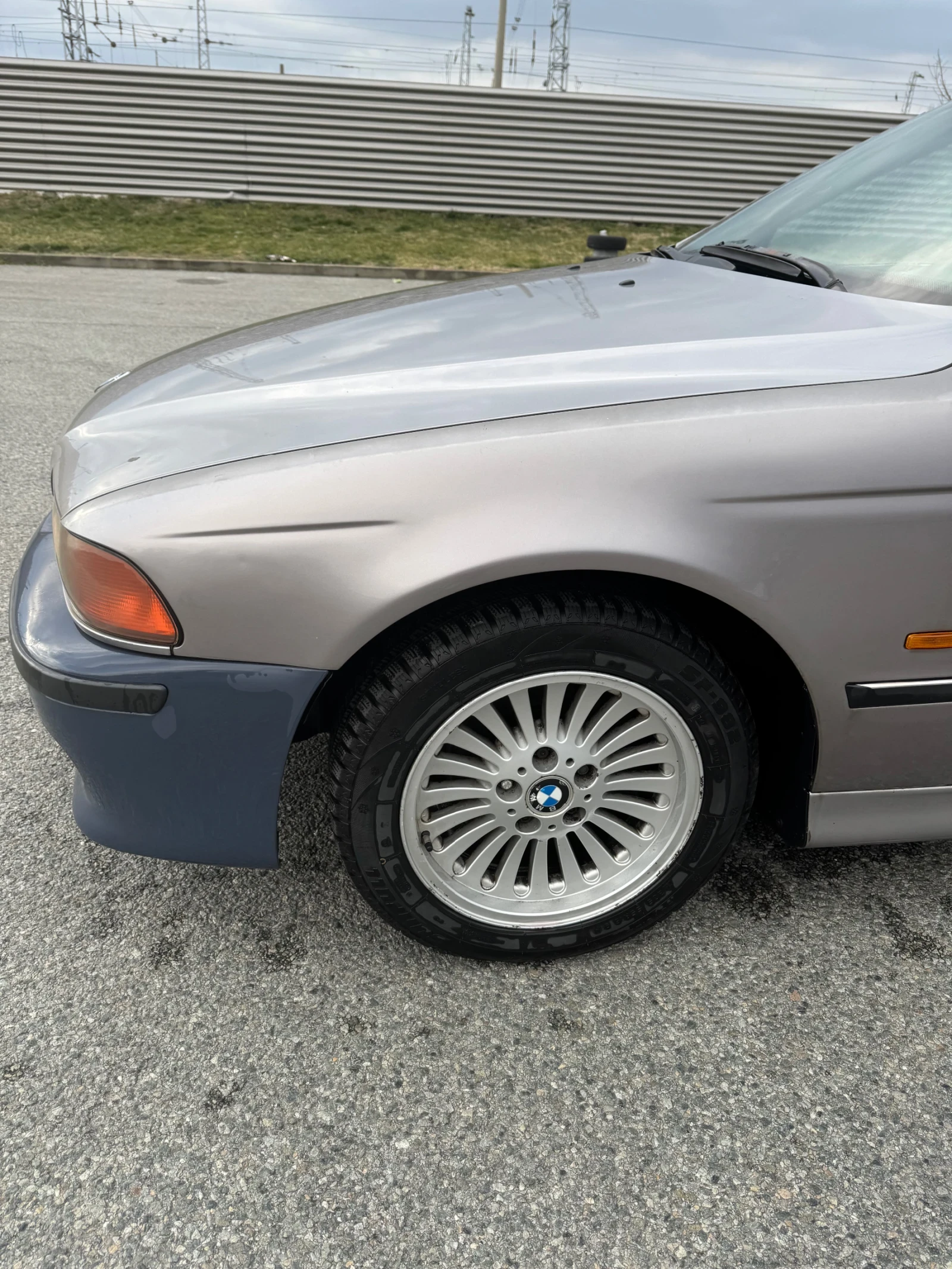 BMW 525, снимка 3 - Автомобили и джипове - 55228139