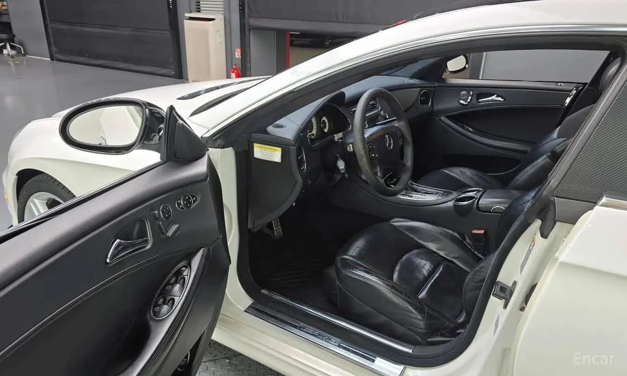 Mercedes-Benz CLS 55 AMG CLS55 AMG, снимка 10 - Автомобили и джипове - 55575539