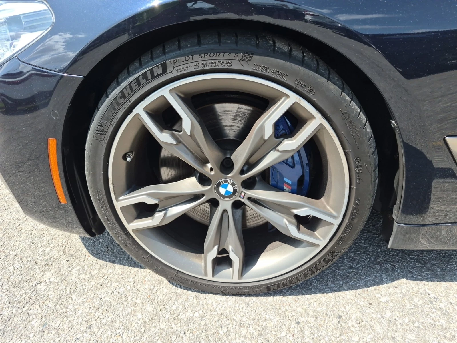 BMW 550 M550I XDRIVE / CARFAX / АВТОКРЕДИТ / ОБДУХВАНЕ , снимка 6 - Автомобили и джипове - 55847548