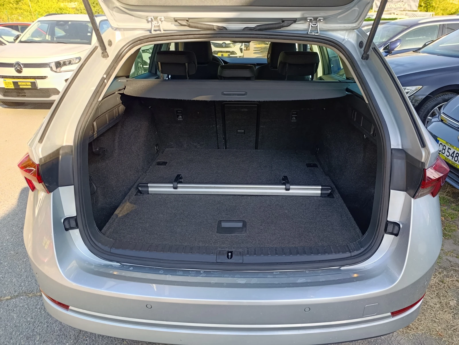 Skoda Octavia 2.0TDI 150кс Business DSG7, снимка 16 - Автомобили и джипове - 56006021