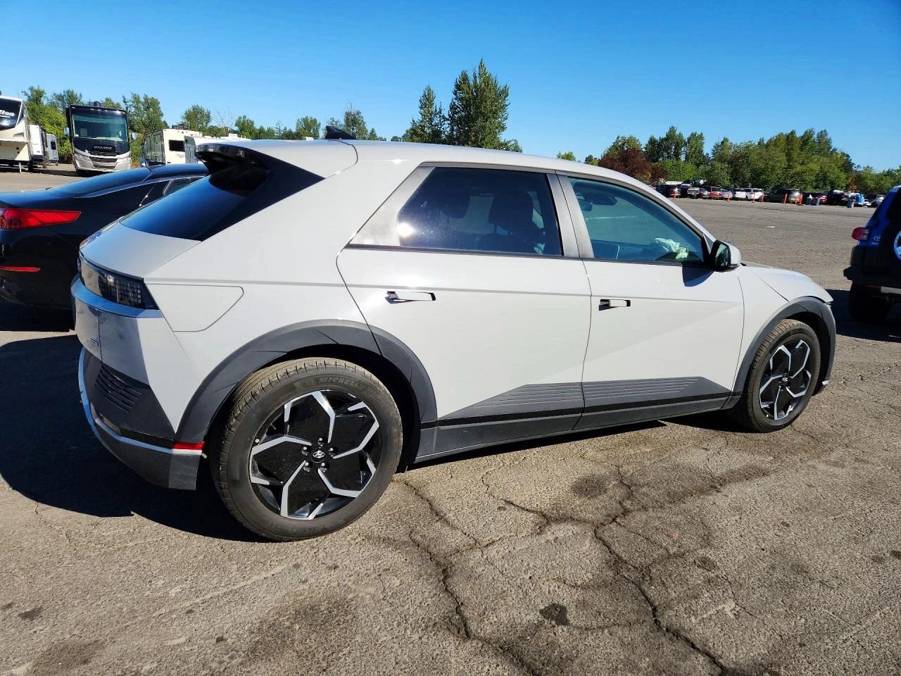 Hyundai Ioniq 5 Se, снимка 3 - Автомобили и джипове - 56320106