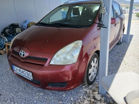 Toyota Corolla verso 7 МЕСТА , снимка 3