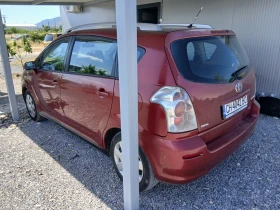 Toyota Corolla verso 7 МЕСТА , снимка 5