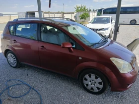 Toyota Corolla verso 7 МЕСТА , снимка 2