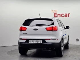 Kia Sportage 2.0 CRDi 4WD, снимка 4