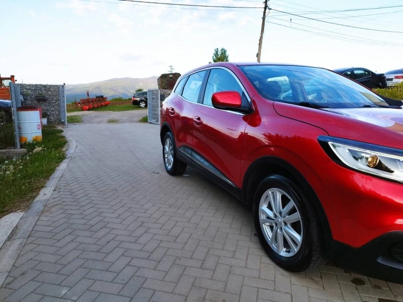 Renault Kadjar life energy TCe, снимка 4 - Автомобили и джипове - 45584791