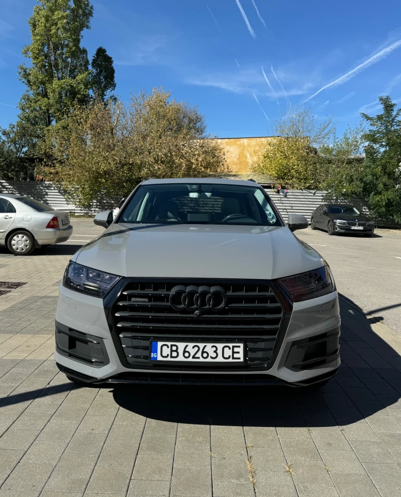 Audi Q7 PANO / Bose / 360 / Обдухване / История / Каско , снимка 2 - Автомобили и джипове - 47580308