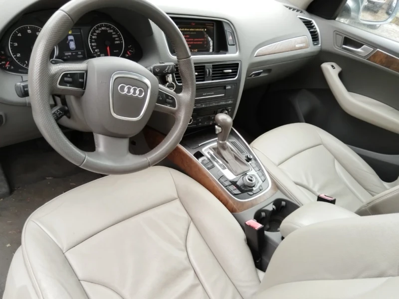 Audi Q5 2.0 TFSI, снимка 6 - Автомобили и джипове - 52529249