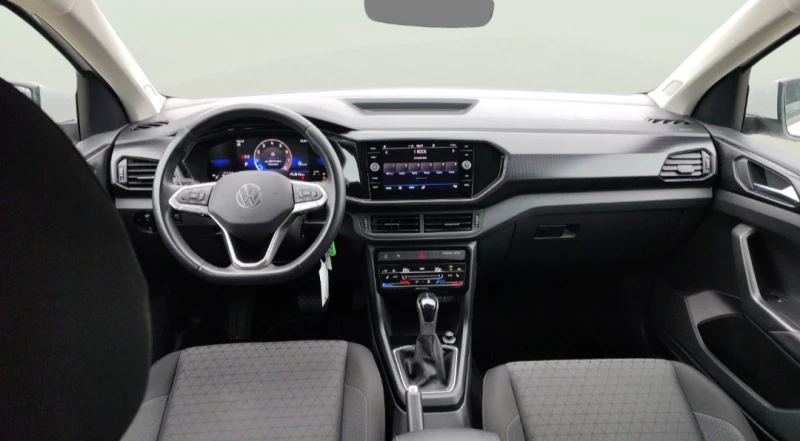 VW T-Cross 1.0 TFSI, снимка 9 - Автомобили и джипове - 52127731