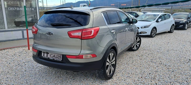 Kia Sportage 2.0 CRDI 4x4 Navi Кожа Панорама, снимка 7 - Автомобили и джипове - 53047188