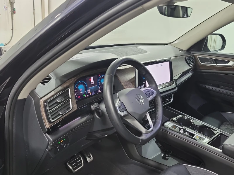 VW Atlas EXECLINE * CARFAX* ОПЦИЯ ЗА ФИНАНСИРАНЕ* , снимка 6 - Автомобили и джипове - 53205414