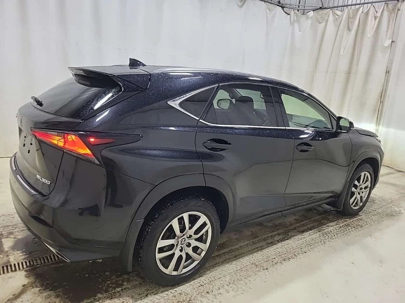 Lexus NX * 300 * CARFAX * БЕЗ ПЪРВОНАЧАЛНА ВНОСКА, снимка 3 - Автомобили и джипове - 53538083