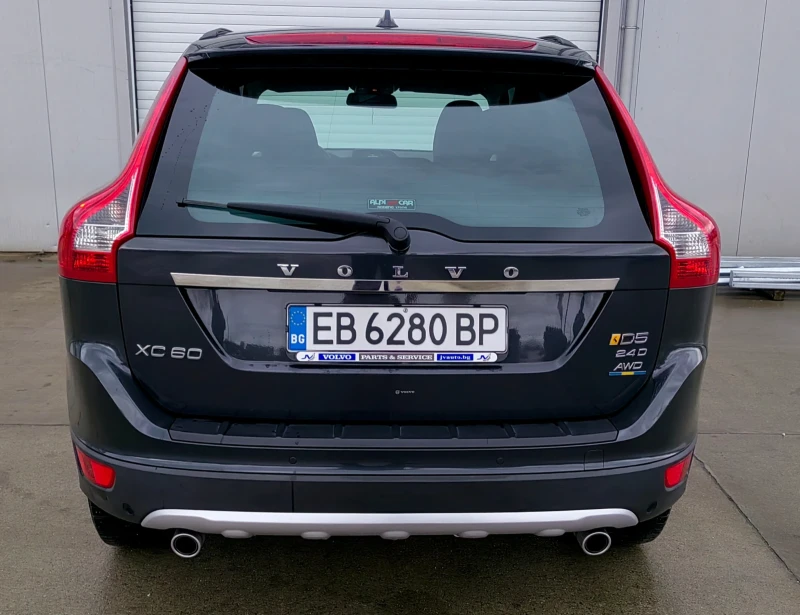 Volvo XC60 ХС пакет/2.4д/топ, снимка 2 - Автомобили и джипове - 53573133