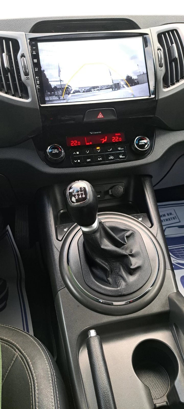 Kia Sportage 2.0 CRDI 4x4 Navi Кожа Панорама, снимка 13 - Автомобили и джипове - 53047188