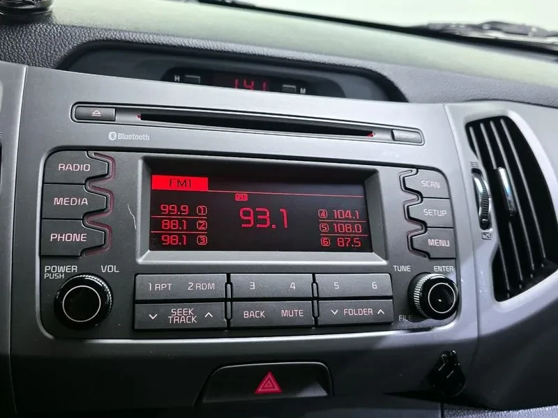 Kia Sportage 2.0 CRDi 4WD, снимка 16 - Автомобили и джипове - 54274971